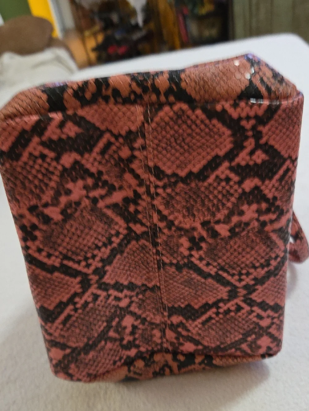 LONDON FOG PURSE - Picture 5 of 8